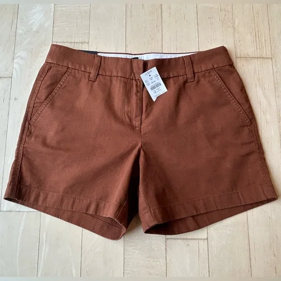 J. Crew Women’s Classic Chino 5” Inseam 100% Cotton Antique Oak Brown Size 4 NWT - Picture 2 of 16